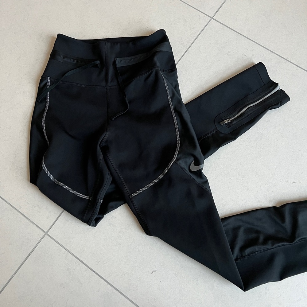 NIKE TIGHTS